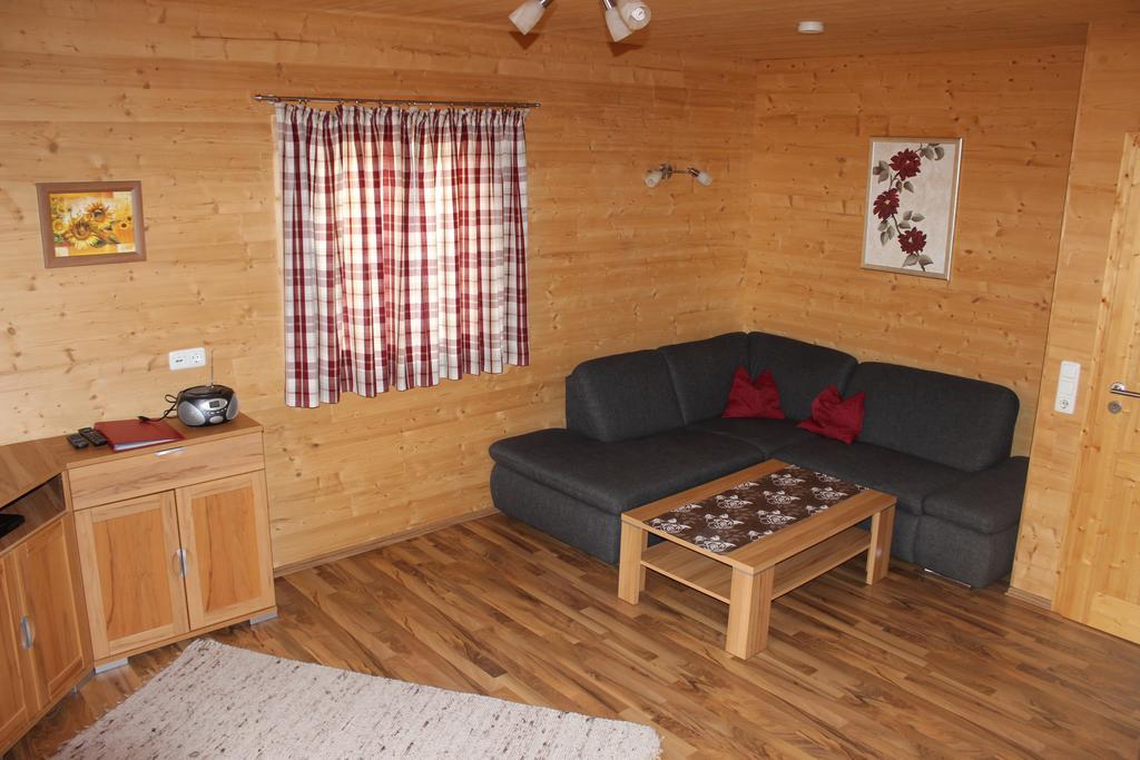 Feriendorf Am Hahnenkamm 罗伊特 外观 照片
