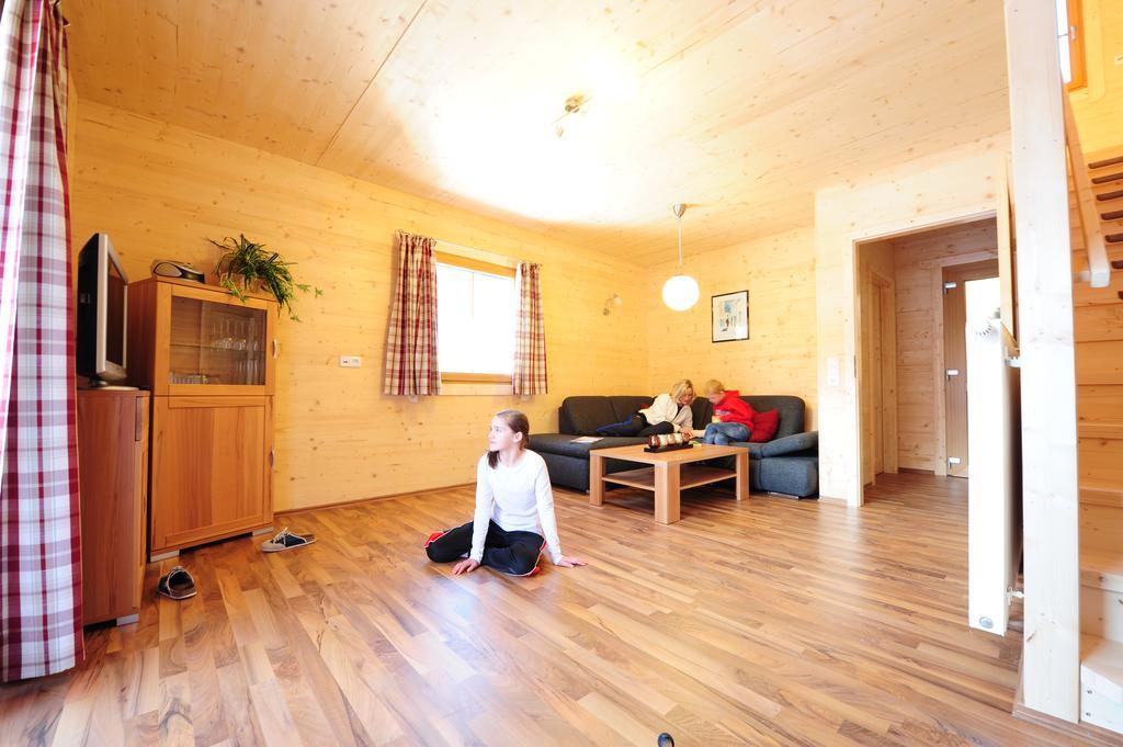 Feriendorf Am Hahnenkamm 罗伊特 外观 照片